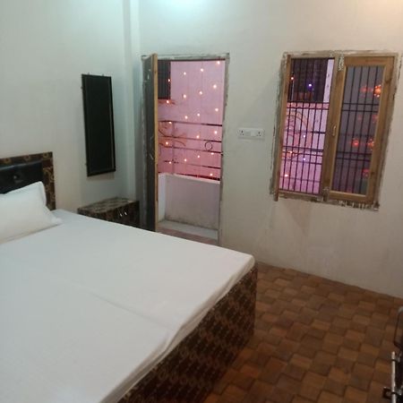 Shivaay Home Stay Varanasi Exterior foto