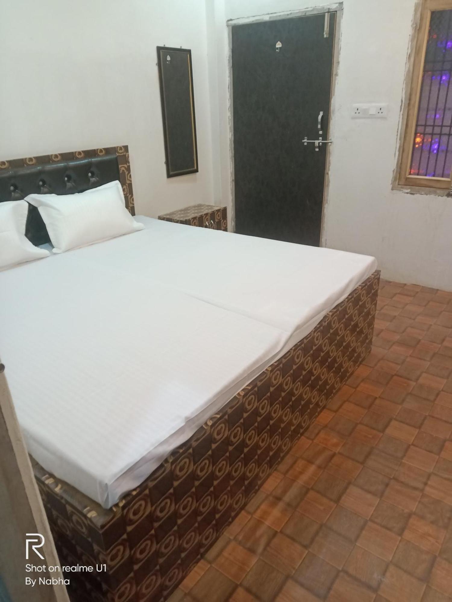 Shivaay Home Stay Varanasi Exterior foto